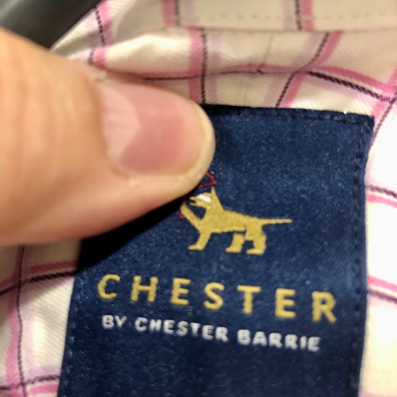 Classic Men's Pink Plaid Button-Down Shirt - Picture 3 of 5